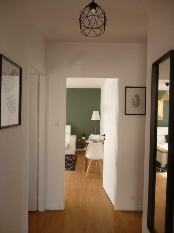 4 Clarence App Avec Parking Hyper Centre Thonon Apartment Bagian luar foto