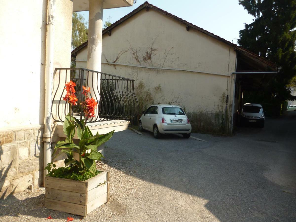 4 Clarence App Avec Parking Hyper Centre Thonon Apartment Bagian luar foto